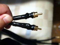 RCA plugs attached to the cable